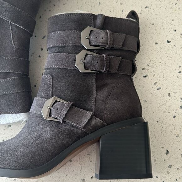 Vince Camuto Kempreea Gray Suede Buckles Mid-Shaft Boots Block Heel Zip 7 Wide - Picture 11 of 13